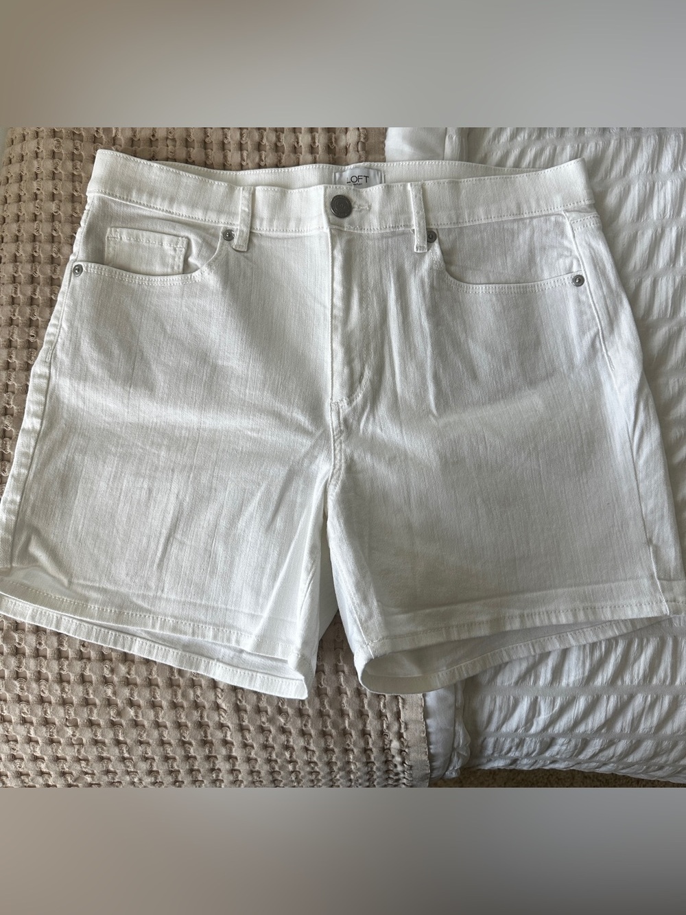 NEW LOFT Outlet 4" Short White Size 12 Women's Casual Summer Cotton Spandex